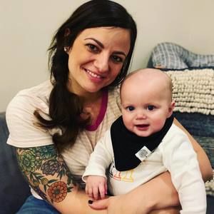 Meet your Posher, Dana